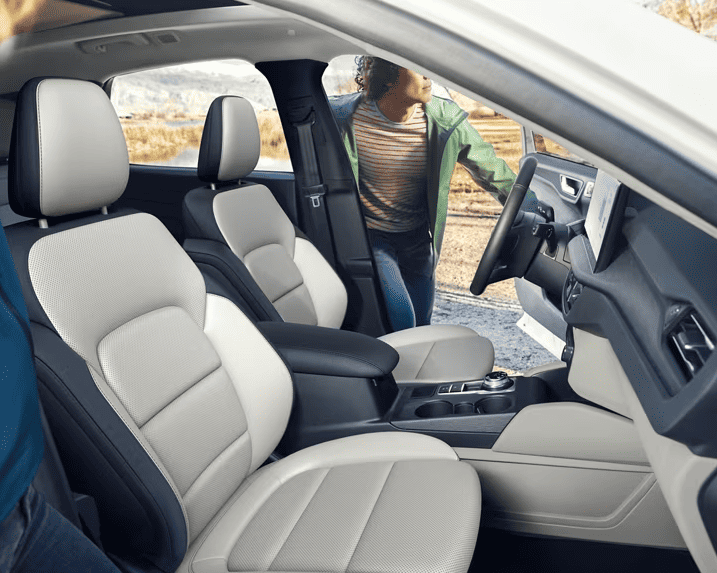 The interior of a Ford Escape lease